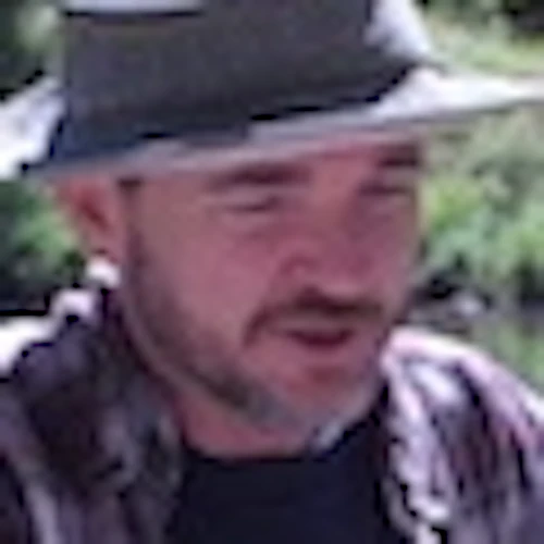 Karl trabajando con estudiantes internacionales de Ingeniería Cabrillo en Costa Rica, Ene 2020, Crédito de la foto: Patrícia Bao