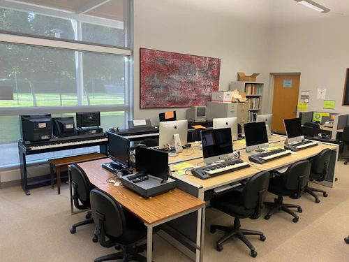 computadoras y equipo de grabación