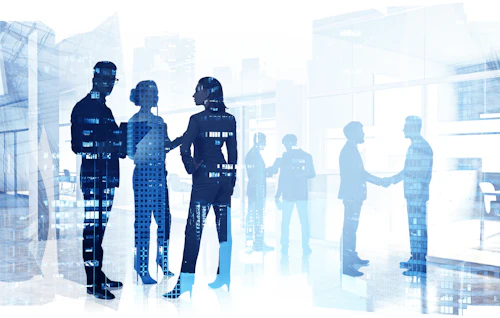 personas de negocios en el fondo