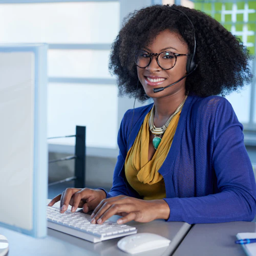 female computer support