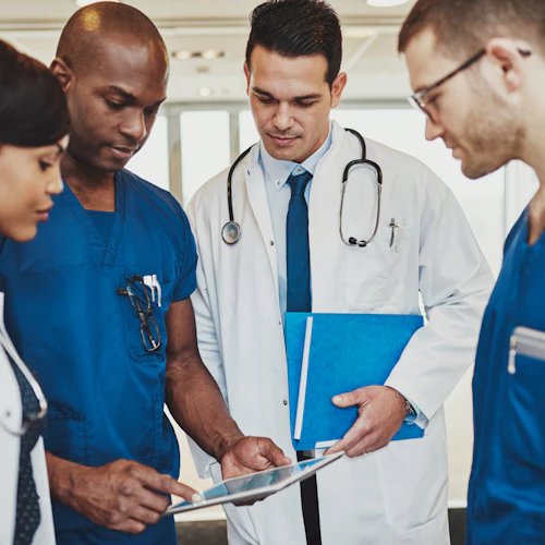 profesionales médicos