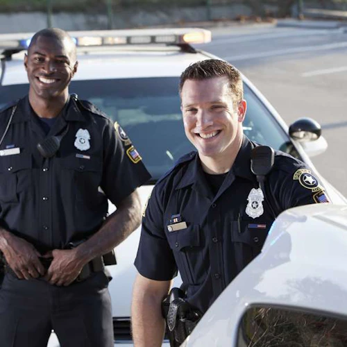 oficiales de policía hombres