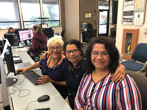 Aptos Lab 3 estudiantes de CABT