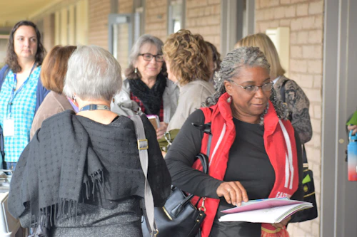Participantes de Pie Fuera el Día de Equidad Estudiantil