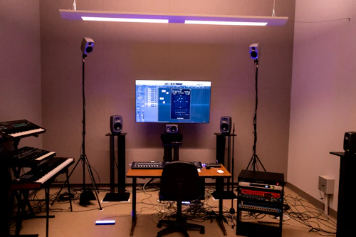 estudio b con computadora