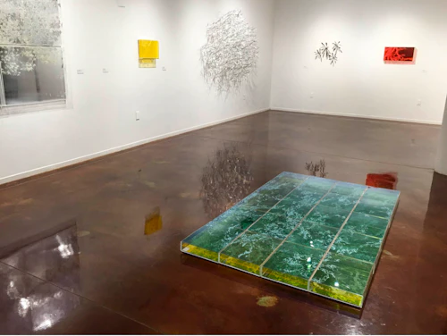 Vista de instalación de la galería, Kirk Maxson + Natalya Burd