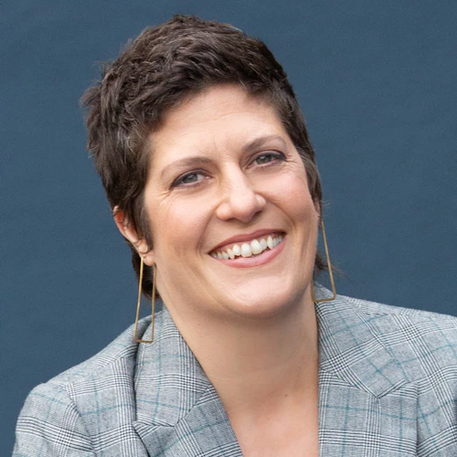 Headshot of Andrea Hart