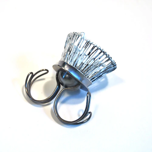 abstract broom ring, acero