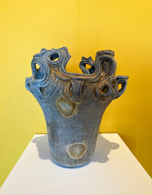 Ed Darren, "Jomon Vessel", cerámica de piedra quemada al horno de leña • estudios especiales con Sam Clarkson