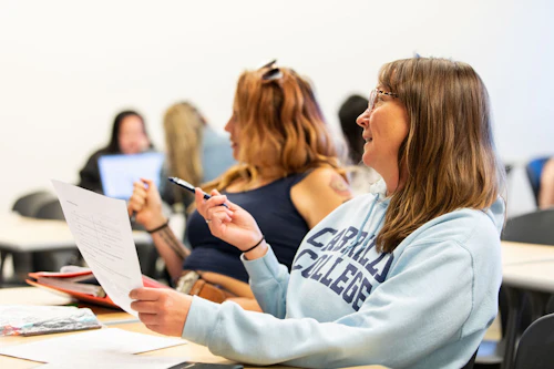 estudiantes en el aula