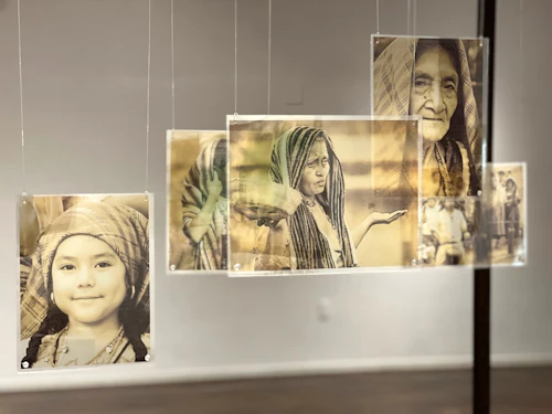 "Lenguaje Prohibido," detalle, técnica mixta