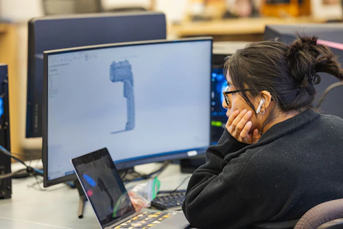 student drawing with the computer