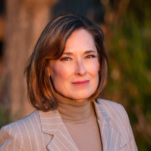 Deborah Parker Wong,MSc, DipWSET